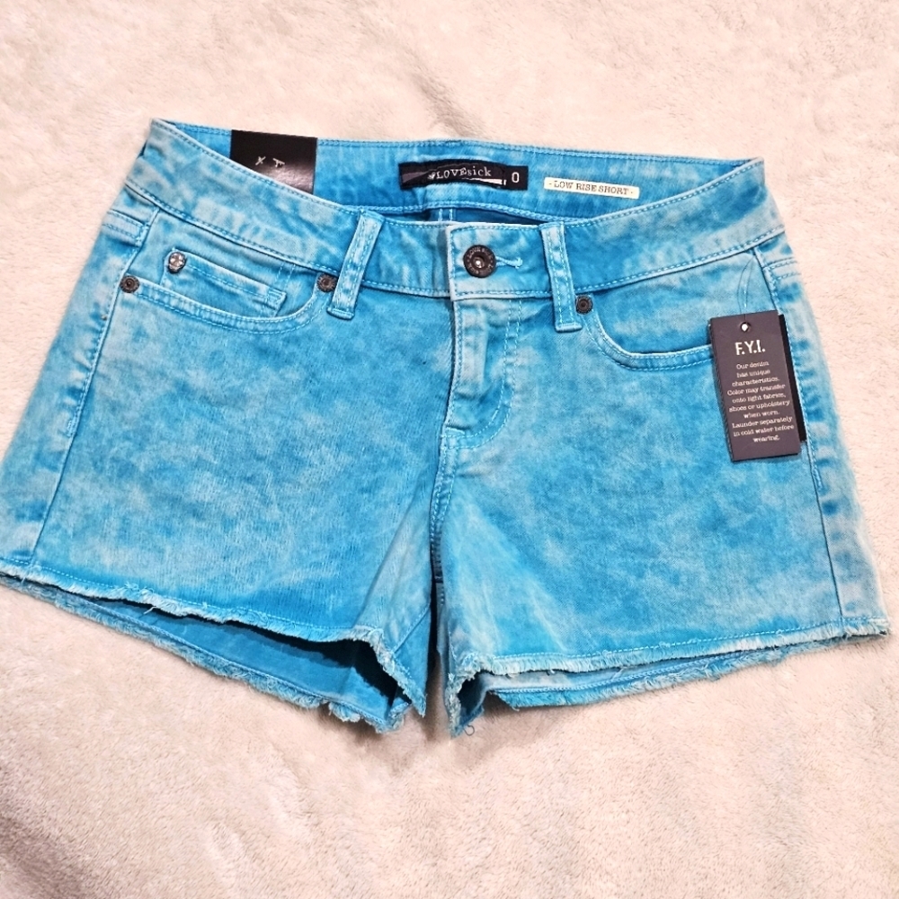 Lovesick ✦ Skull Rivet Denim Shorts ✦ Turquoise Acid‑Wash Raw‑Hem Low‑Rise 0 NWT